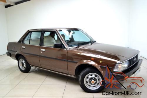 Toyota Corolla KE70 GL PLASTICS STILL ON DOOR CARDS FROM NEW