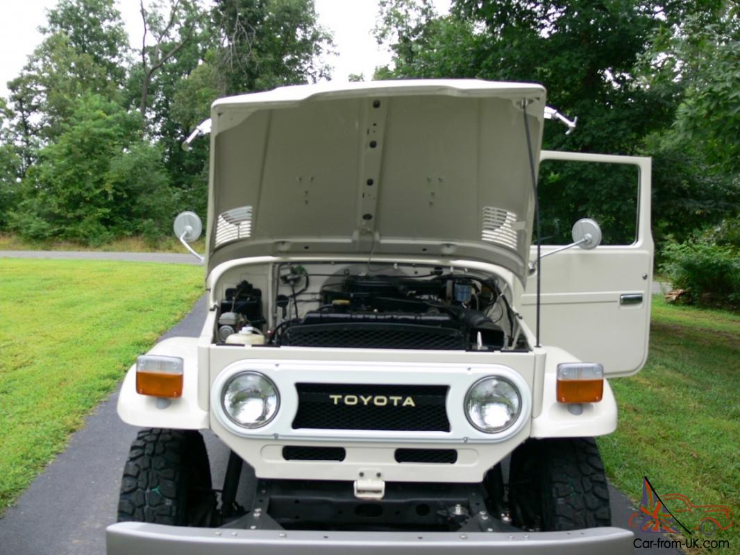 Toyota landcruiser fj40 ambulance