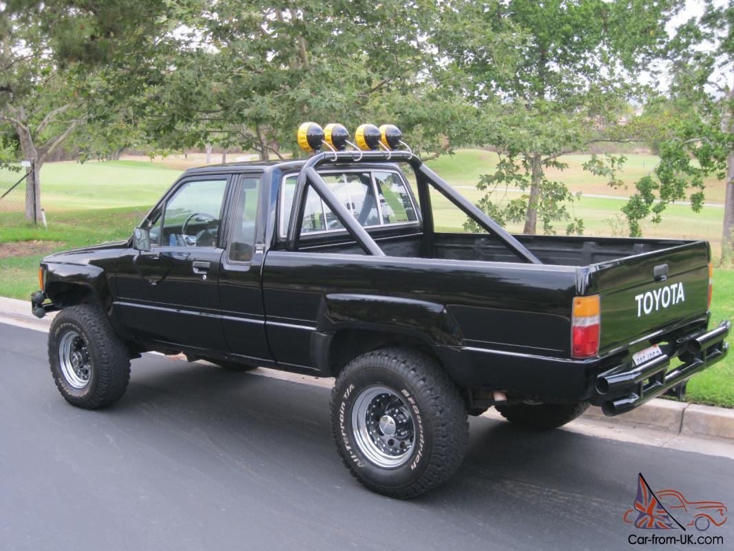 ... BACK TO THE FUTURE MARTY MCFLY 1985 TOYOTA PICKUP 4X4 for sale