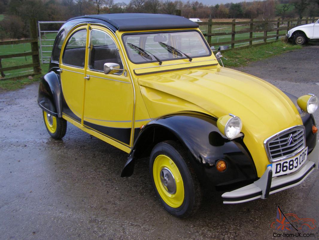 2cv charleston yellow black