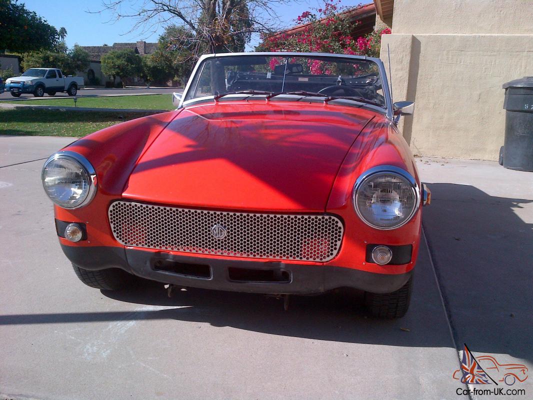 Mg midget hood scoop