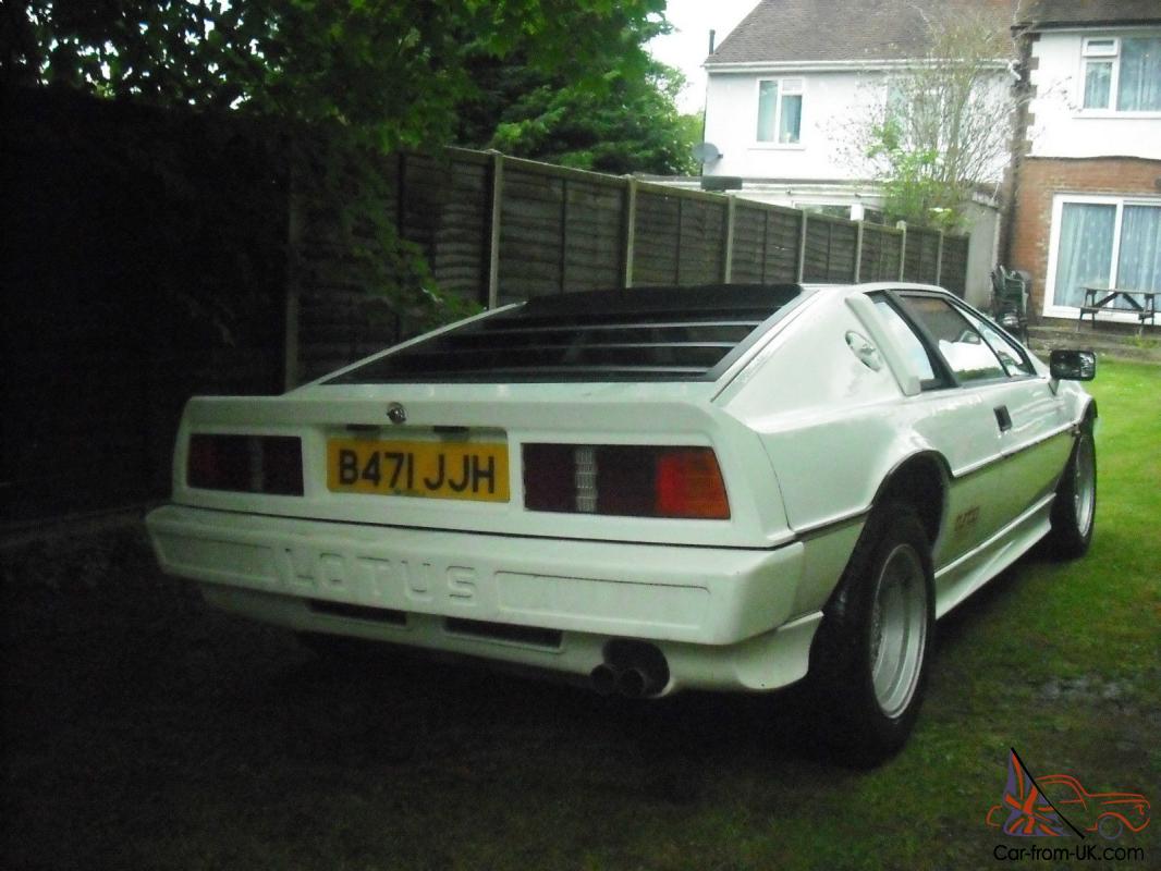 1985 LOTUS ESPRIT 2.2 TURBO, WHITE WITH FULL RED LEATHER, LAST OWNER ...