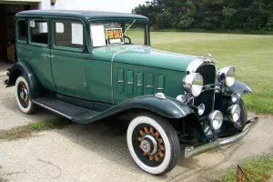 1932 OLDSMOBILE F32 RESTORED