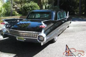 Cadillac : Fleetwood Limousine
