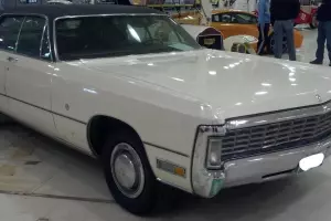 1970 Chrysler Imperial LeBaron 440 4dr sedan vinyl top