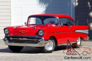 1957 Chevrolet Bel Air/150/210 Bel Air Hardtop / 5.7L 350 V8 / A/C