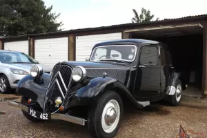  1952 Citroen Traction Avant (Light 15) 