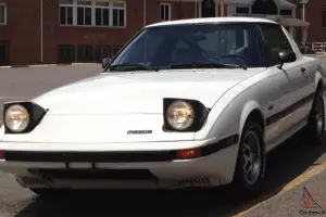 White 1985 Mazda RX7 (Automatic)