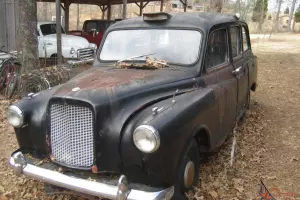 1961 Austin London Taxi cab