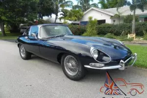 1967 Jaguar E-Type Series 1 open headlight