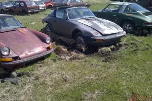 Early Porsche 911 Air Cooled Shells S and E's 6 Of Them for Sale