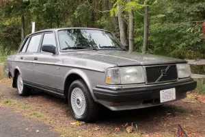 1987 VOLVO 240 GL  ...  One Owner GL   ...  79K Miles Like New!!!!!!!