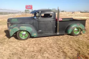 Patina Rat Rod 47 International, chop top, vintage