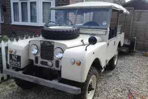 LAND ROVER SERIES 1 1954 86inch Original, good runner & rust free.
