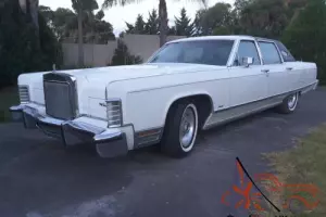 1977 Lincoln Continental Town Car Ford Cadillac Big Block LTD 460ci