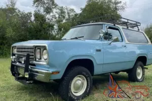 1977 Plymouth Trailduster Photo