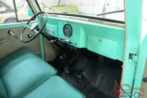 1962 Willys Jeep Wagon 4x4 !! A solid Arizona vehicle.Hand painted wood sides !!