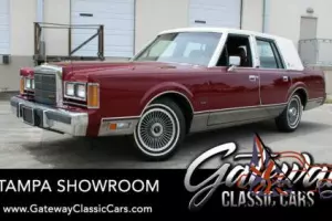 1989 Lincoln Town Car Signature Series