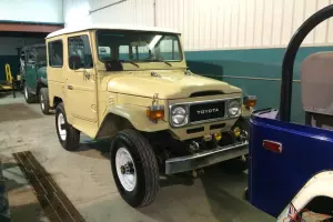 Toyota : FJ Cruiser FJ 40