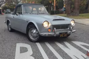 1968 Nissan Datsun 1600 Roadster