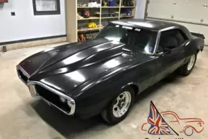 1968 Pontiac Firebird Photo