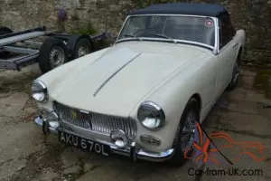 1972 MG MIDGET WHITE