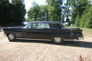Selling rare 1960 Lincoln Continental Mk V Hess 7 Eisenhart Formal Sedan Photo