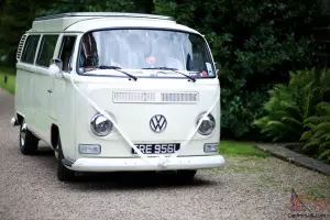 VW Type 2 early walkthrough crossover baywindow camper van 1972