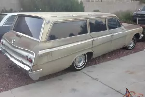 1962 Chevy Impala Wagon - 6 Passenger