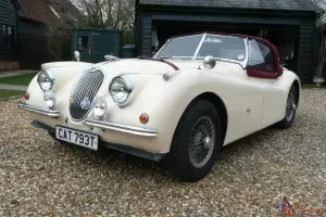 Jaguar XK120 Replica by Aristocat 