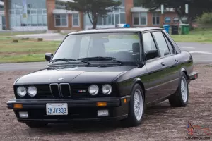 1988 BMW M5 E28 orginal survivor Excellent Condition Private Collection CA Car