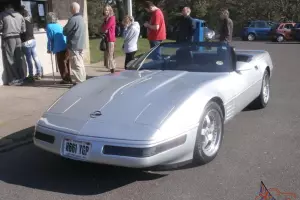 CHEVROLET CORVETTE 1991 converible manual
