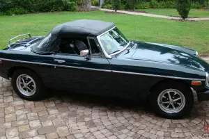 MGB ROADSTER, 1976, ONLY 33,000 MILES