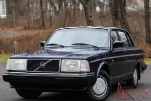 1988 Volvo 240 SEDAN 5 SPEED Manual CALIFORNIA CARFAX Rare