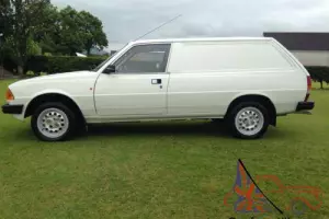 Peugeot 305, very rare van, mint !!!!!!