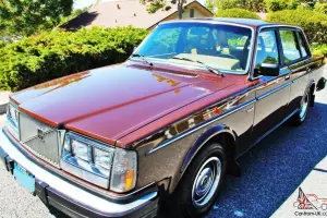 1 Owner Volvo 240 Garage kept " Mint Condition " Low Miles