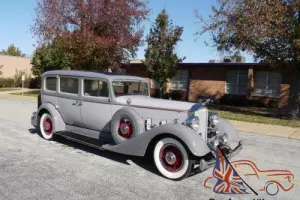 1934 Packard Photo