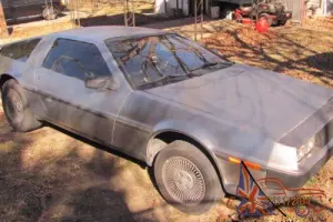 1981 DeLorean DMC 12