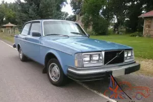 1982 Volvo 240 242