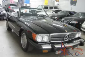 1976 Mercedes-Benz SL-Class