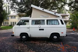 1982 Volkswagen Vanagon/Campmobile Westfalia 4-Speed Photo