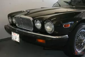 1982 JAGUAR XJ6 VANDEN PLAS --EXCEPTIONAL SPECIMAN-- BEAUTIFUL