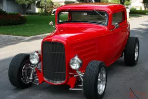 FABULOUS HIGH END CUSTOM  HIGHBOY -1932 Ford Three Window Coupe - 7K MILes