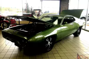 Plymouth : Road Runner Base