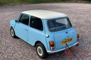 Restored Classic Mini 1.3 SPi Sidewalk 29,000 miles, 70's looks 90's reliability