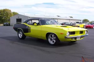 Plymouth : Barracuda Coupe