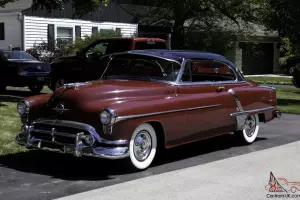 1952 Oldsmobile Super 88 Holiday Coupe