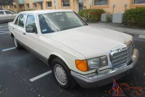 Mercedes-Benz : 300-Series 4dr Sedan 30