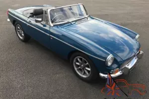 1972 MGB V8 Roadster Photo