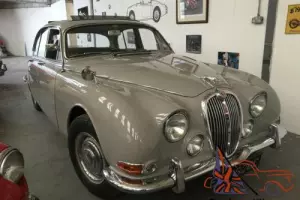 1965 JAGUAR S TYPE 3.4 DOVE GREY WITH FRENCH BLUE LEATHER INT NEW WEBASTO